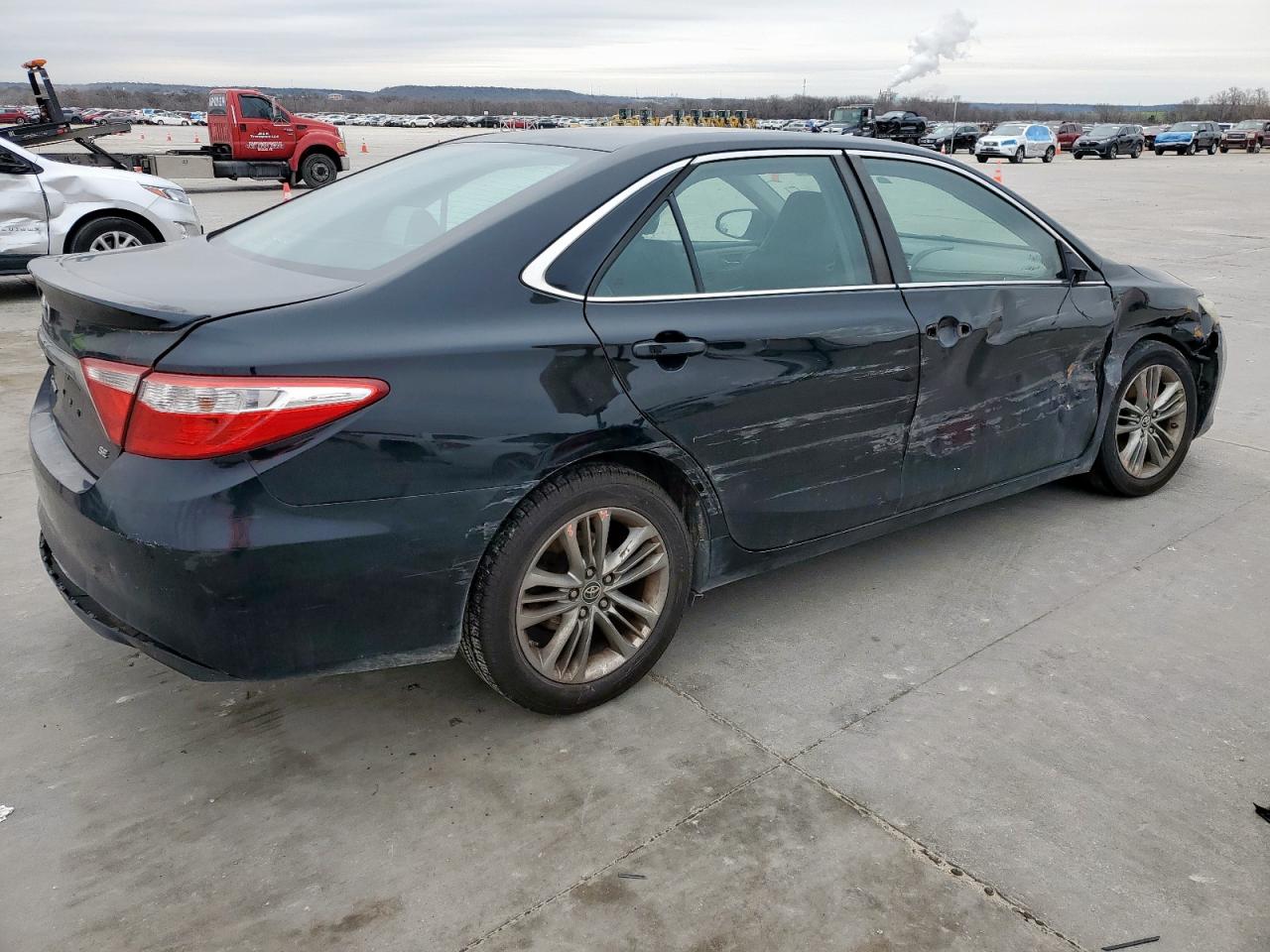 2015 Toyota Camry - Image 3