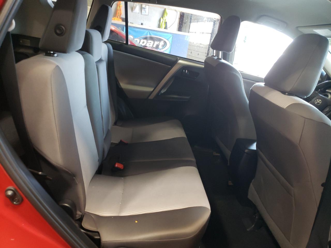 2014 Toyota RAV 4 - Image 11