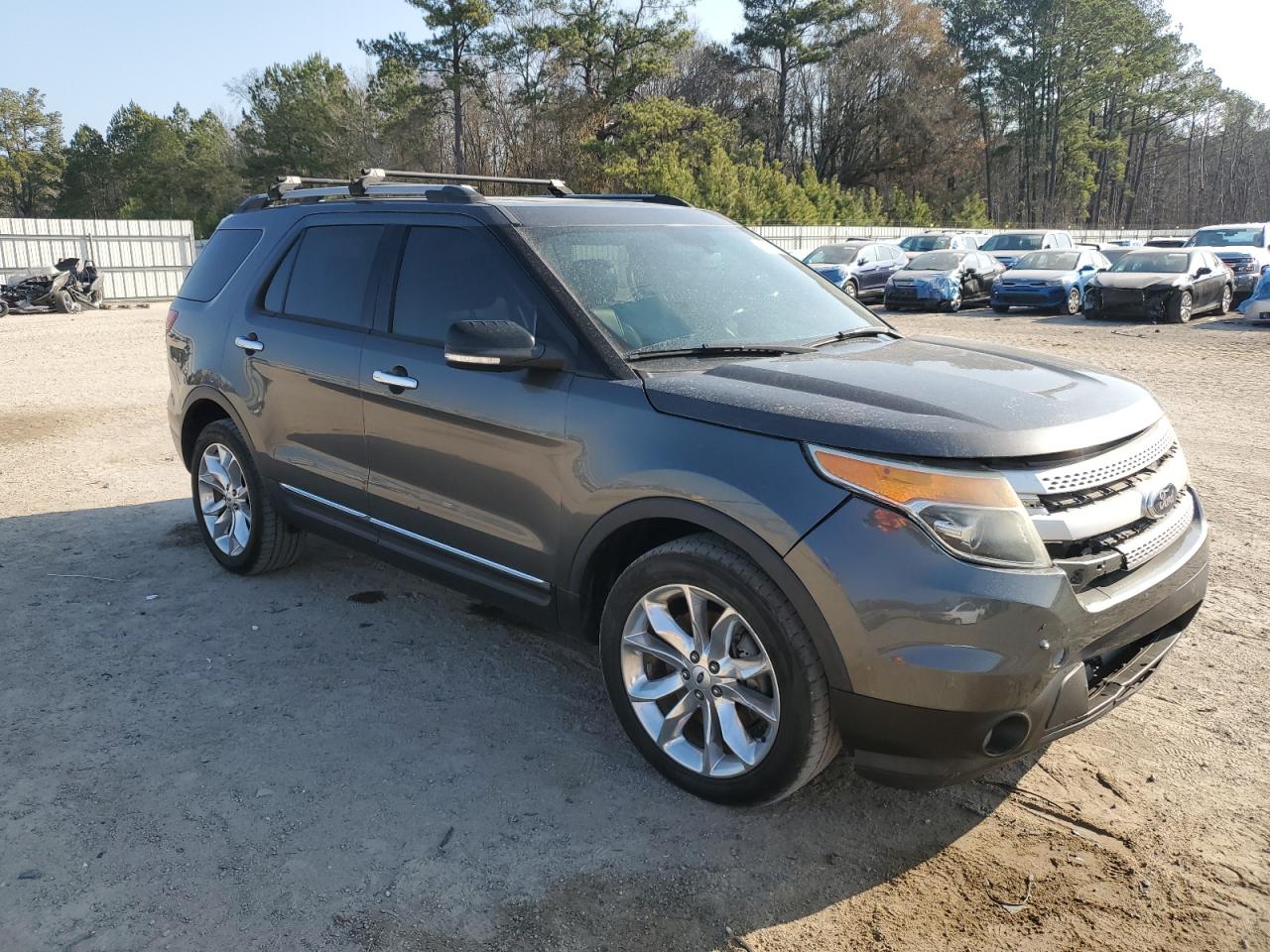 2015 Ford Explorer - Image 4