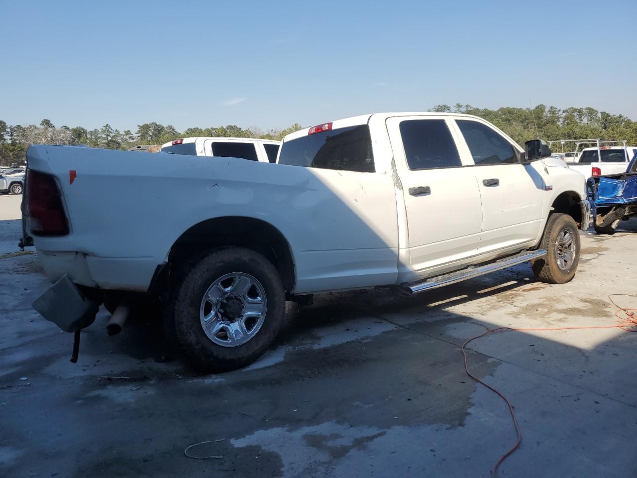 2015 RAM 2500 - Image 3