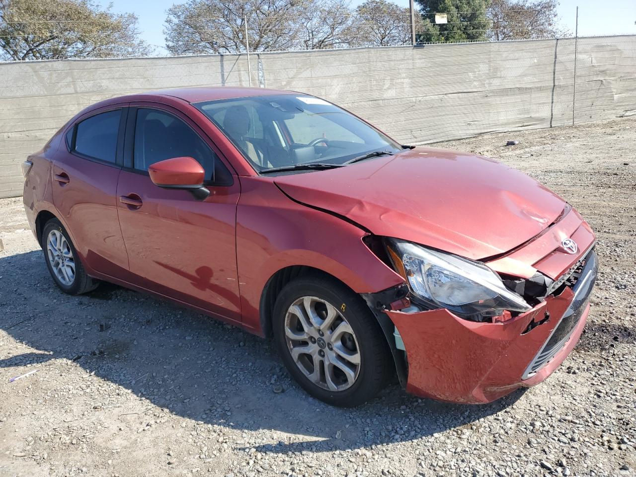 2017 Toyota Yaris - Image 4