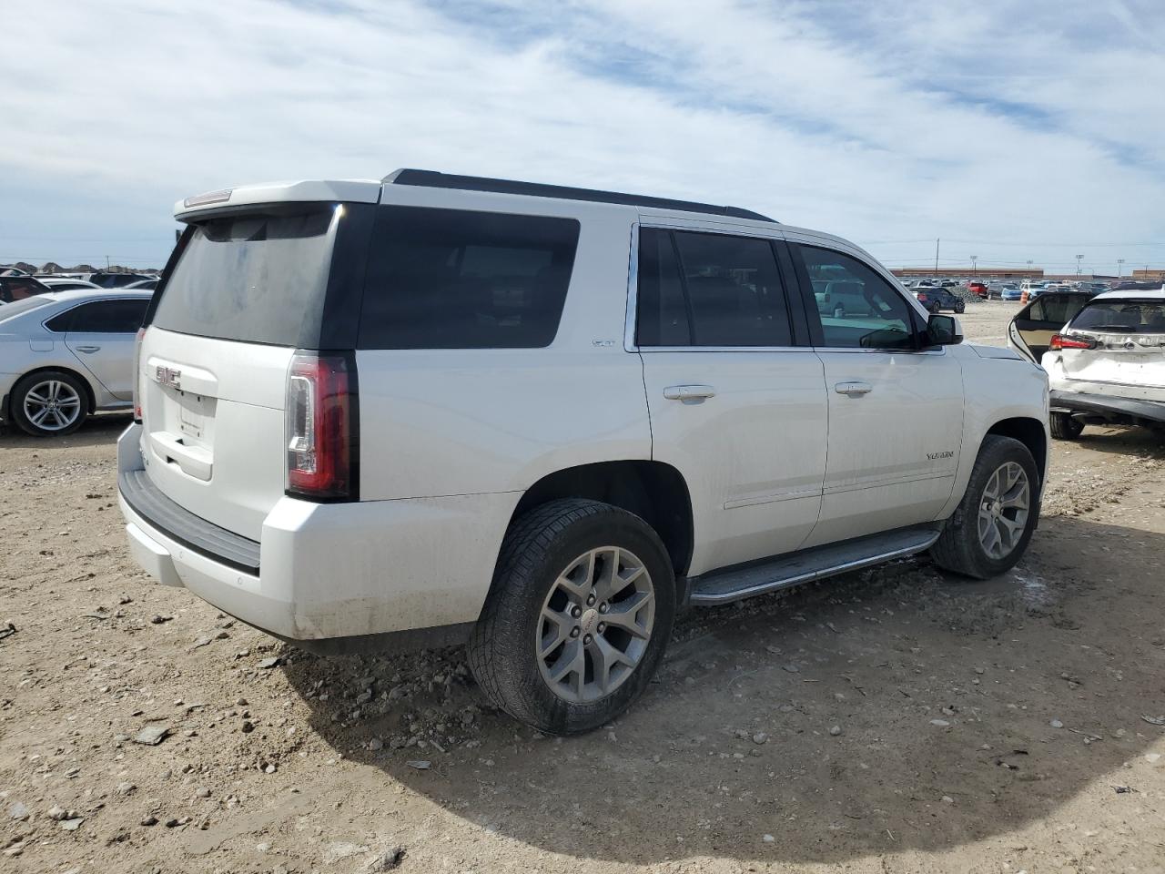 2019 GMC Yukon - Image 3