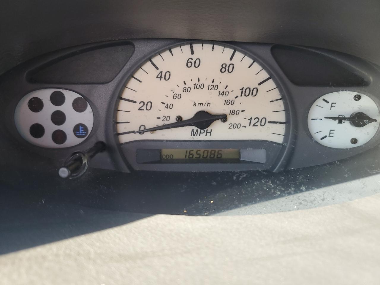 2000 Toyota Echo - Image 9