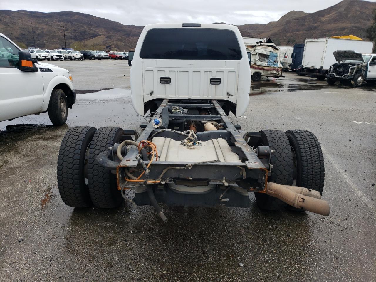 2013 Ford F550 - Image 6