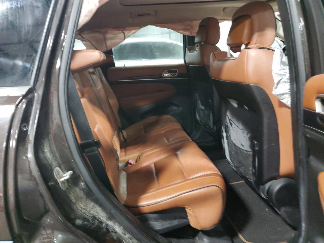 2012 Jeep Grand Cherokee - Image 12