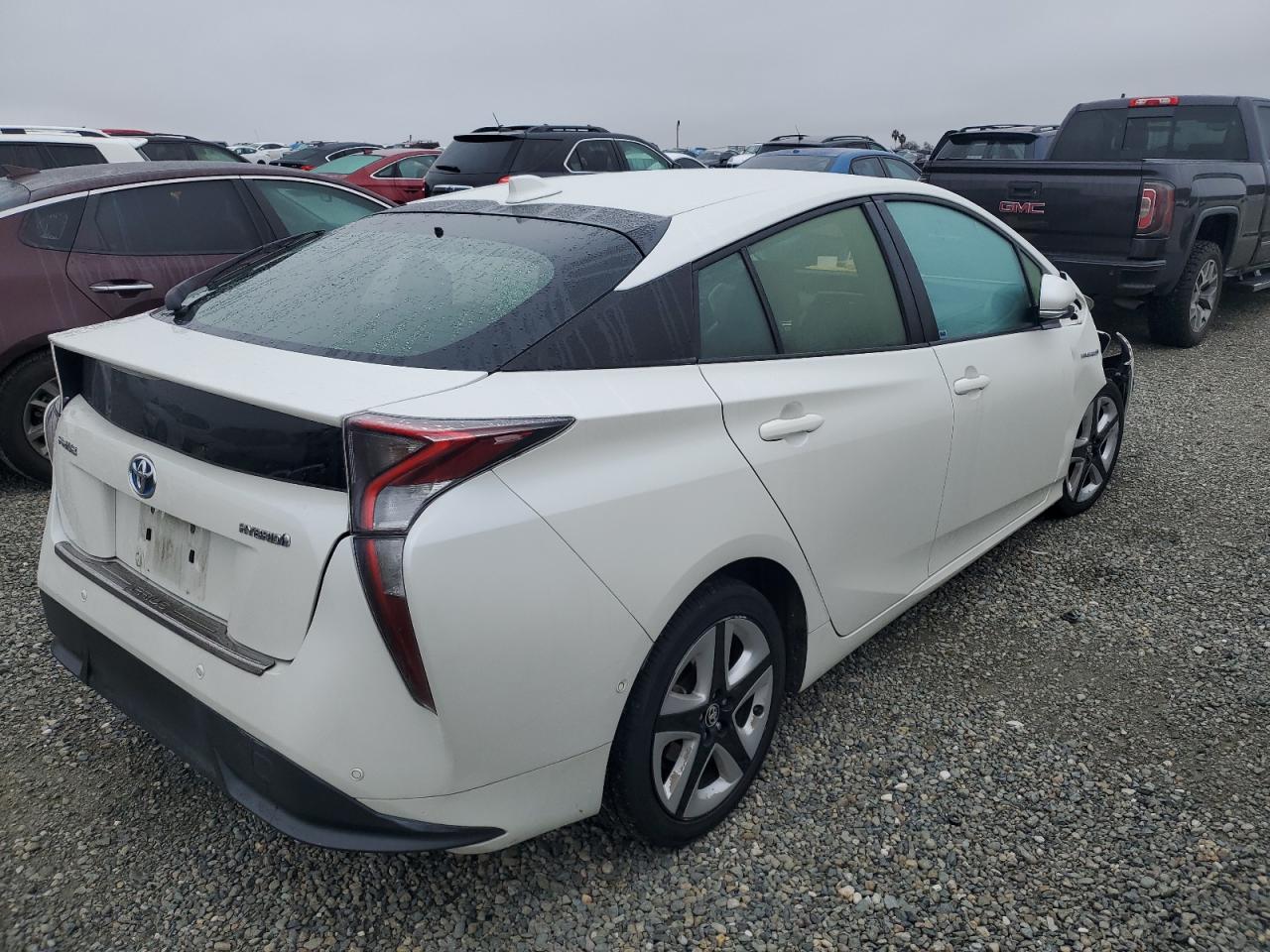 2016 Toyota Prius - Image 3