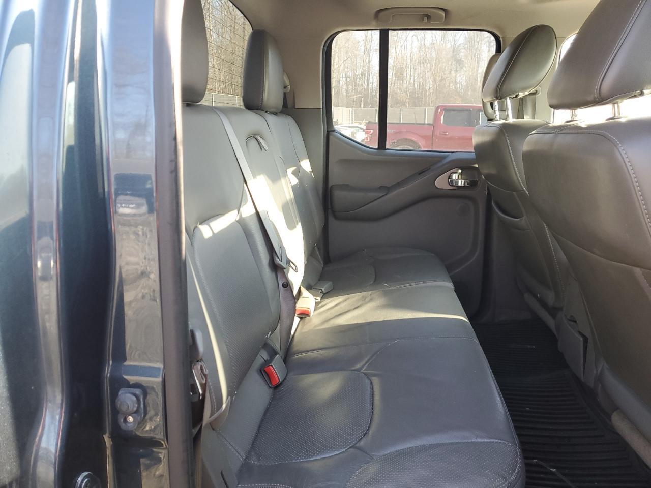2013 Nissan Navara (Frontier) - Image 10