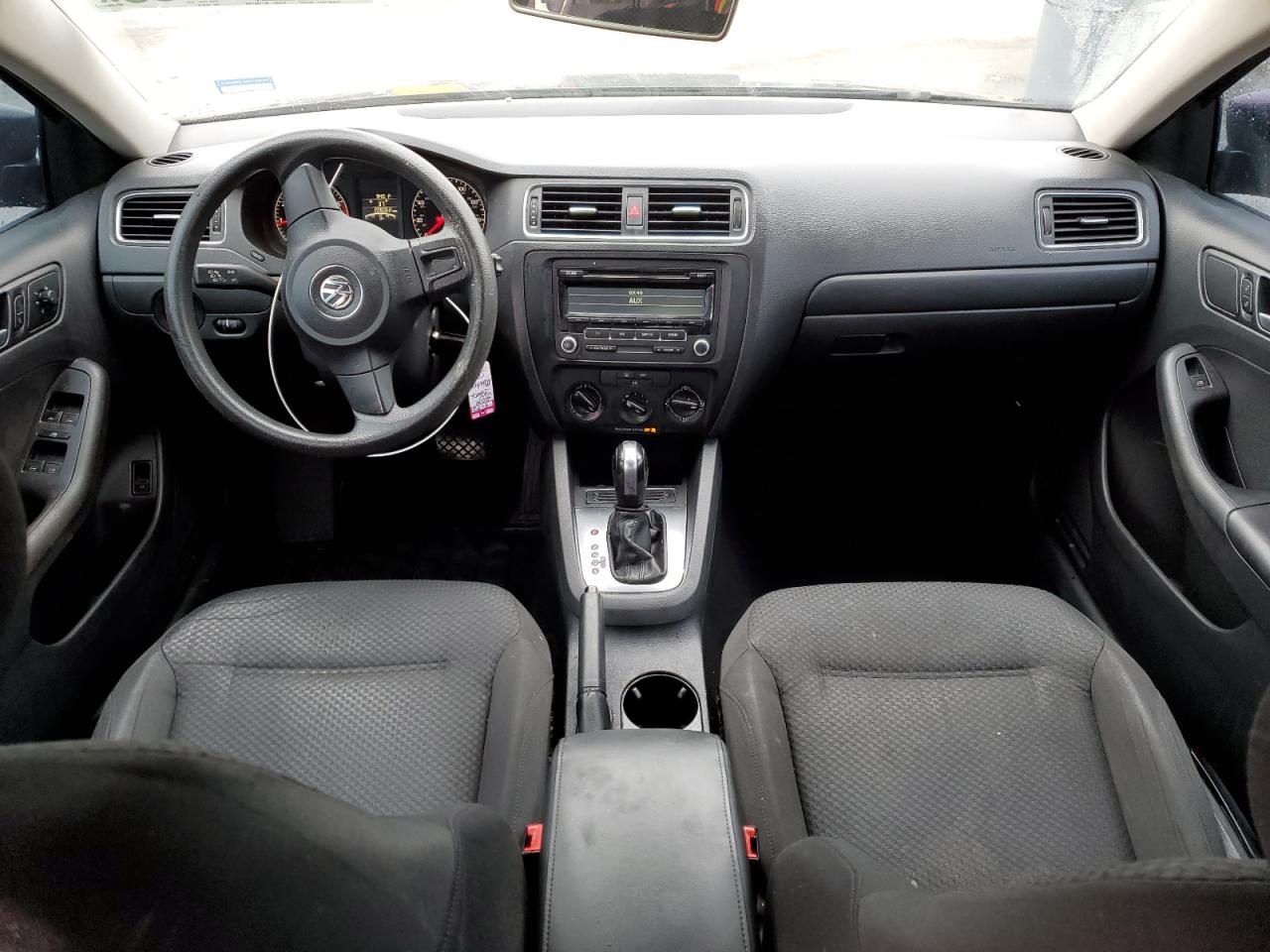 2014 Volkswagen Jetta - Image 8