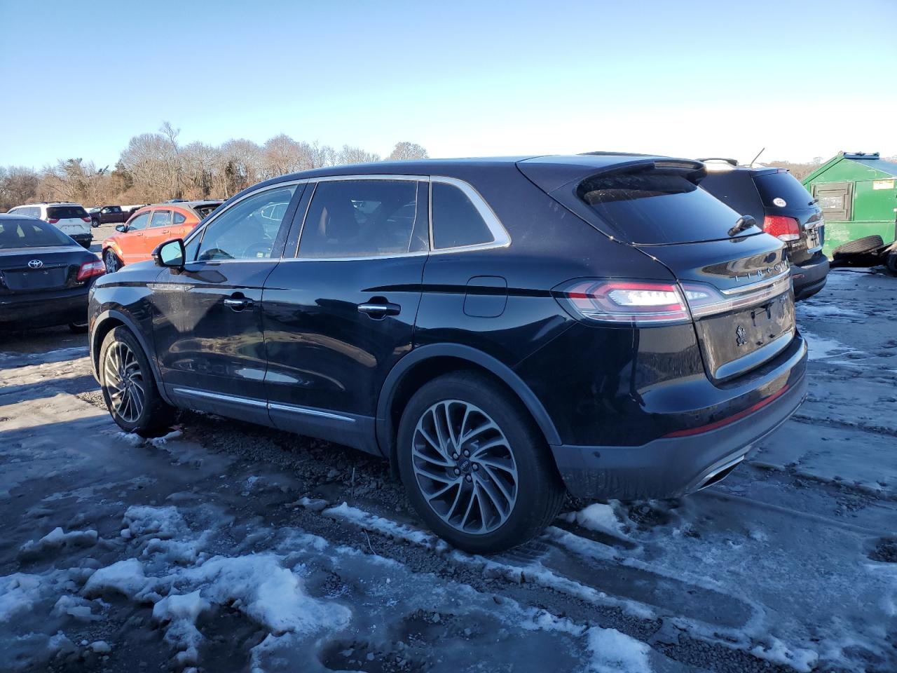 2019 Lincoln Nautilus - Image 2