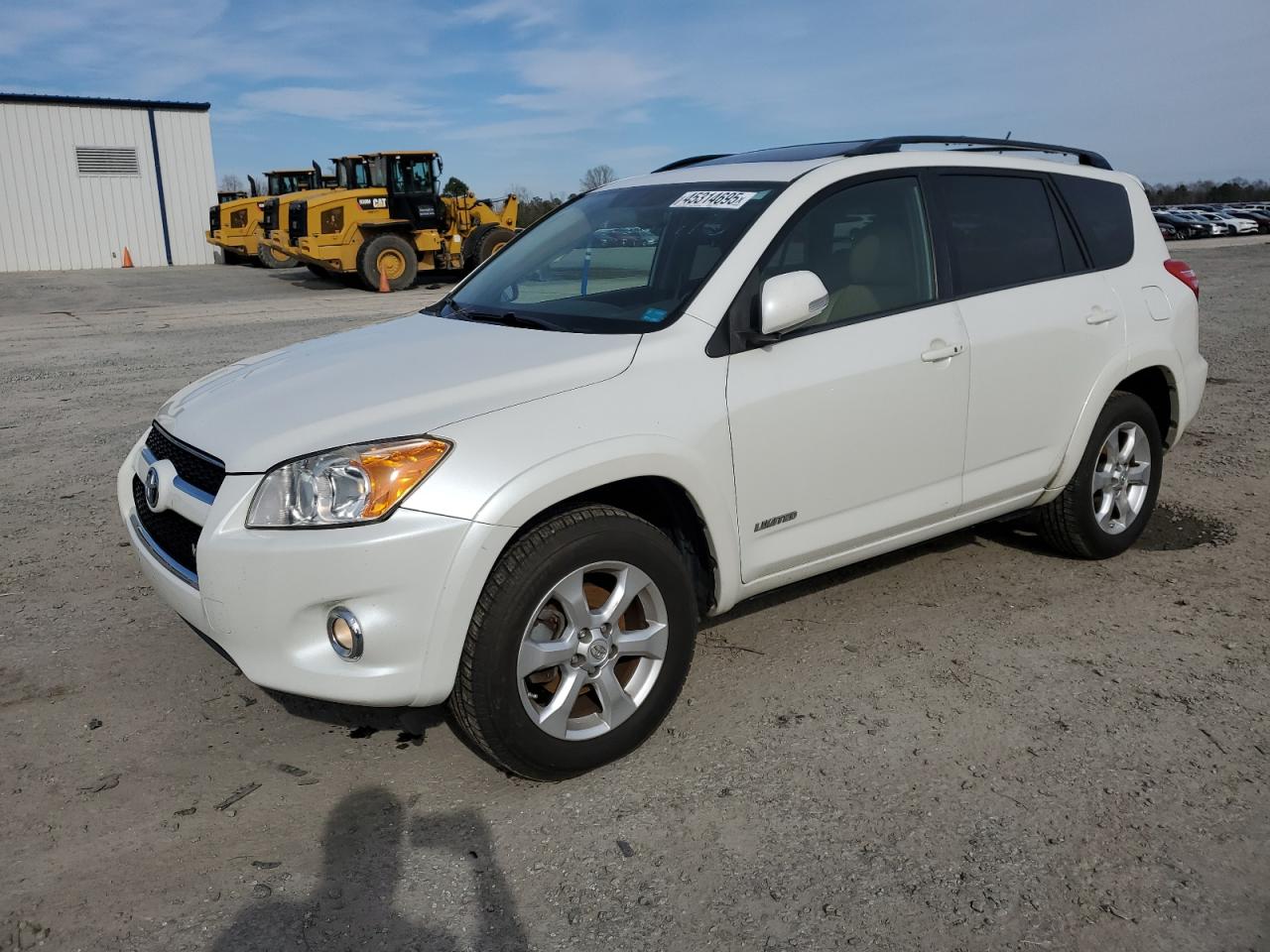 2009 Toyota RAV 4 - Image 1