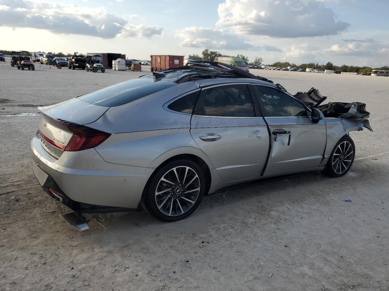 2020 Hyundai Sonata - Image 3