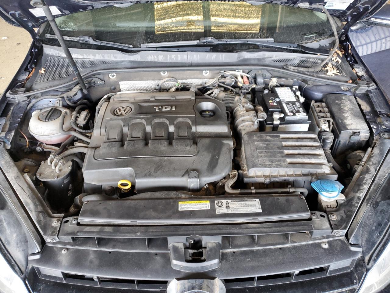2015 Volkswagen Golf - Image 11