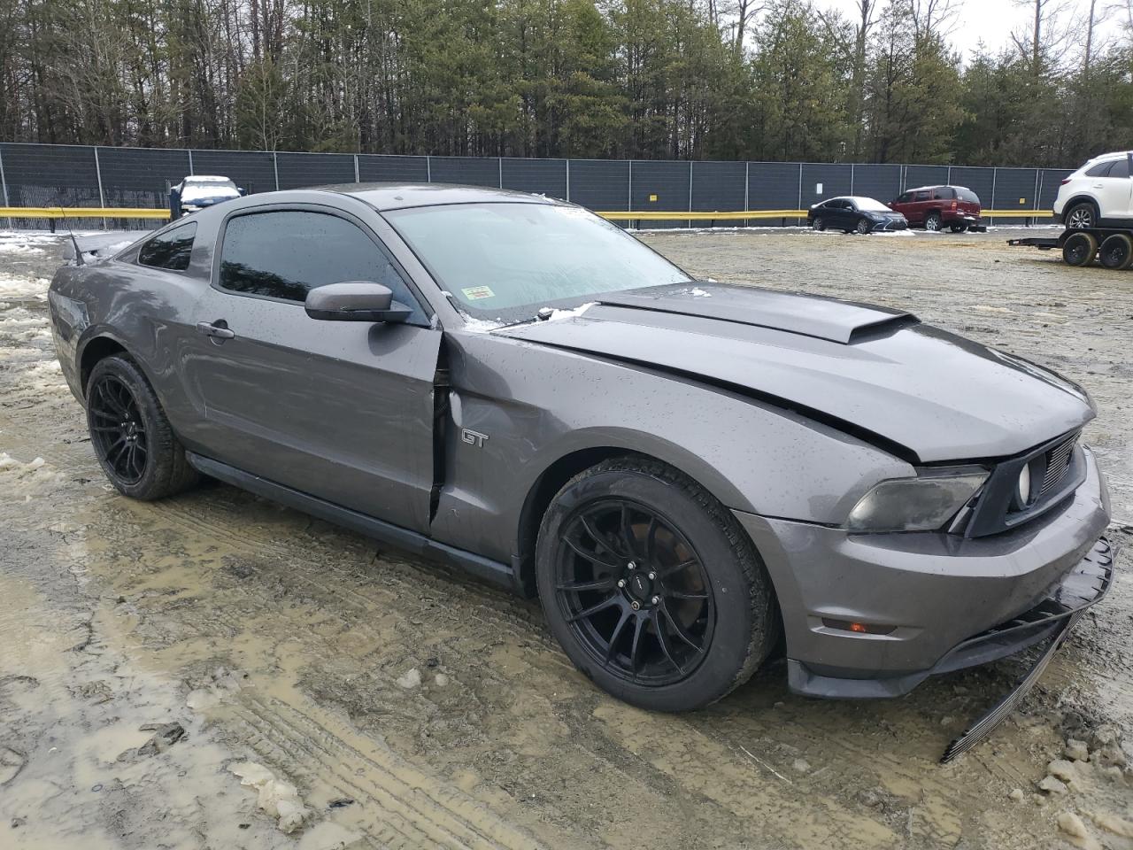 2010 Ford Mustang - Image 4