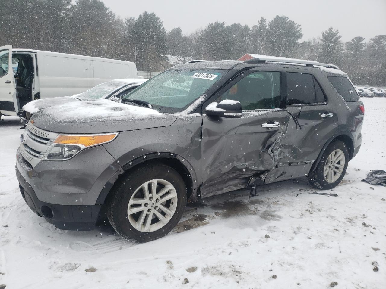 2013 Ford Explorer - Image 1