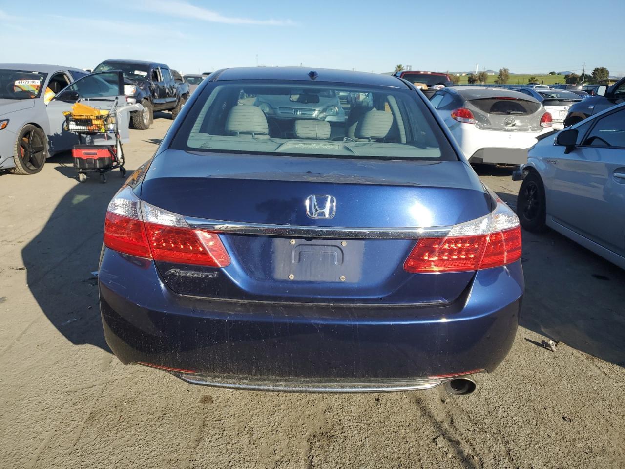 2013 Honda Accord - Image 6