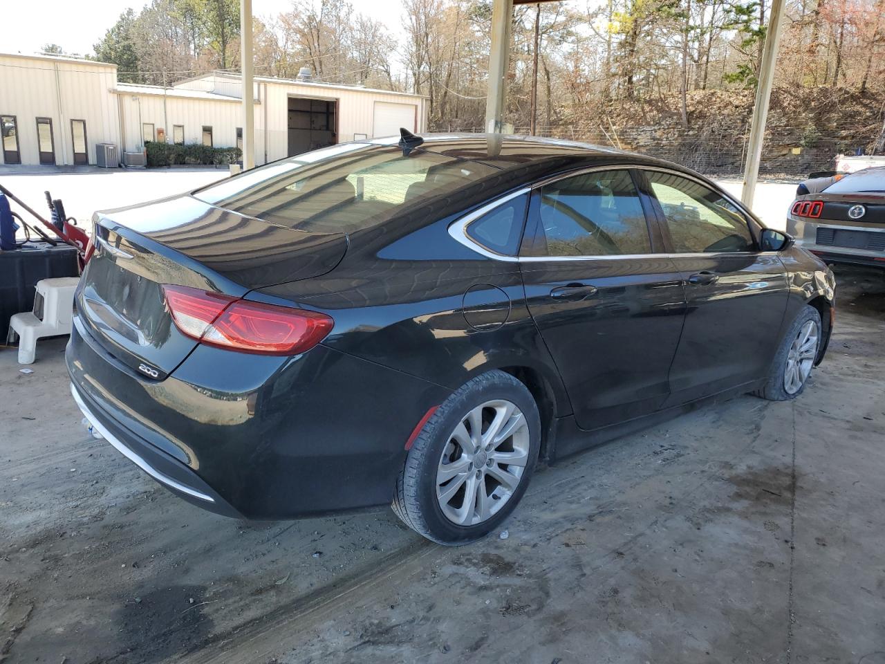 2016 Chrysler 200 - Image 3