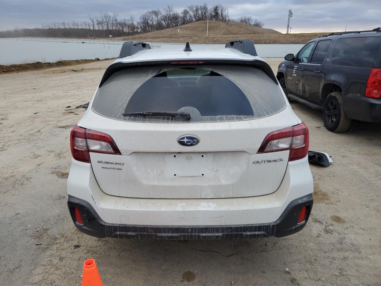 2018 Subaru Outback - Image 6