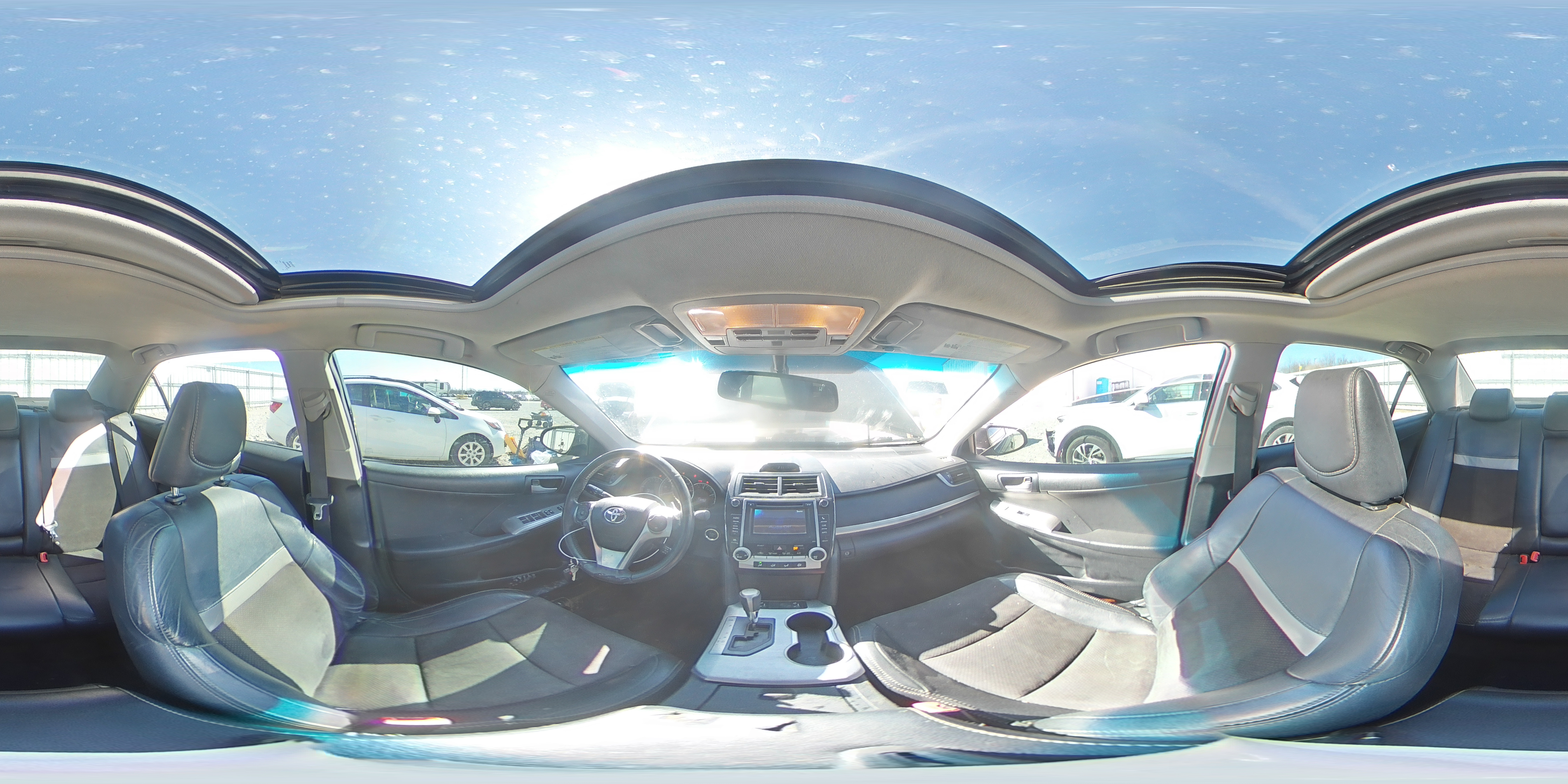 2012 Toyota Camry - Image 13