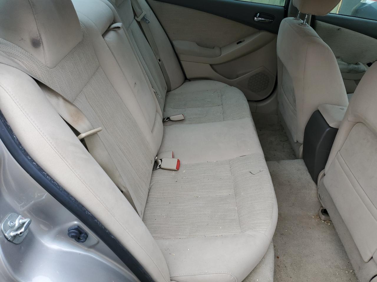2012 Nissan Altima - Image 10