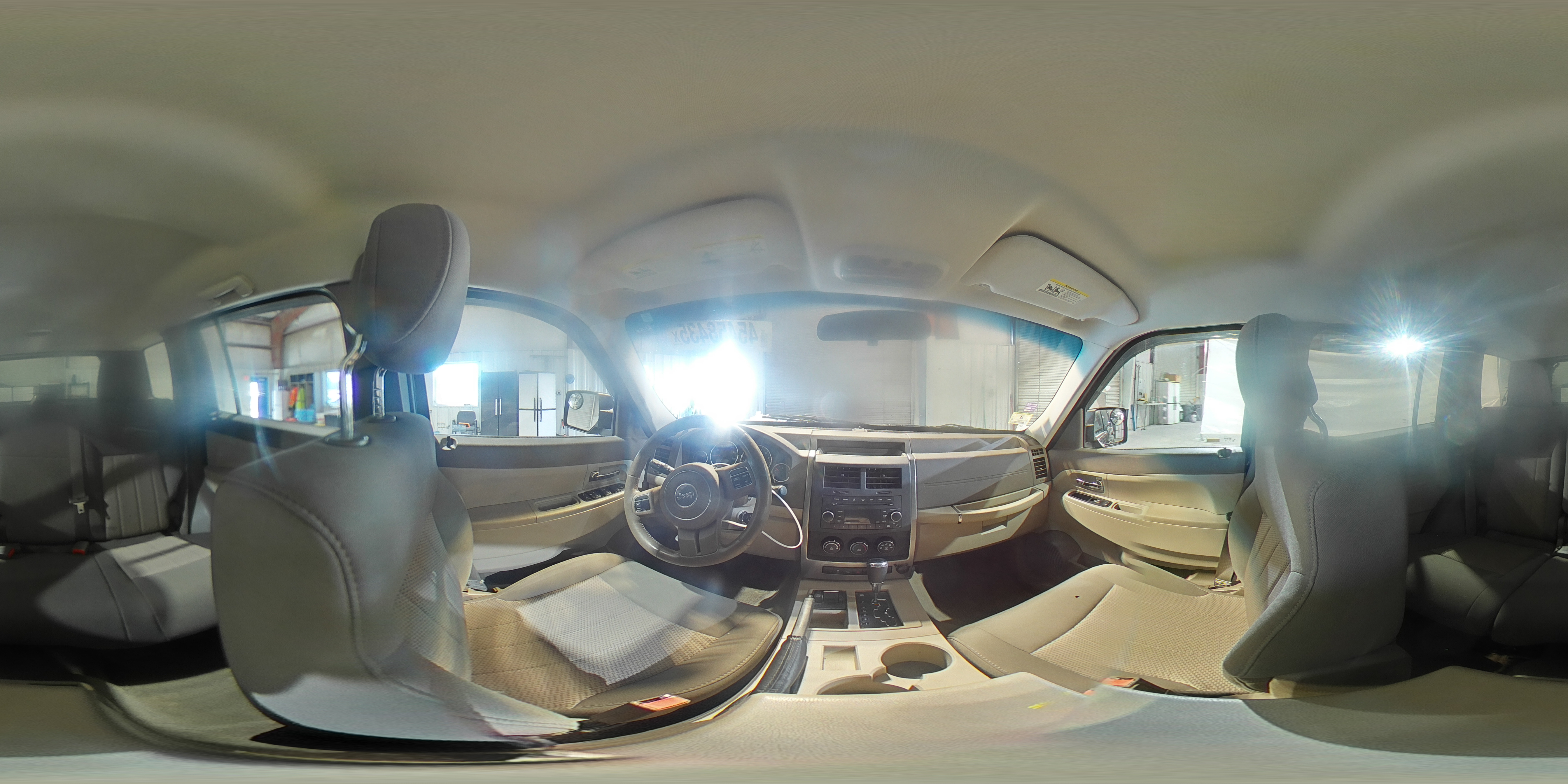 2011 Jeep Liberty (North America) - Image 14