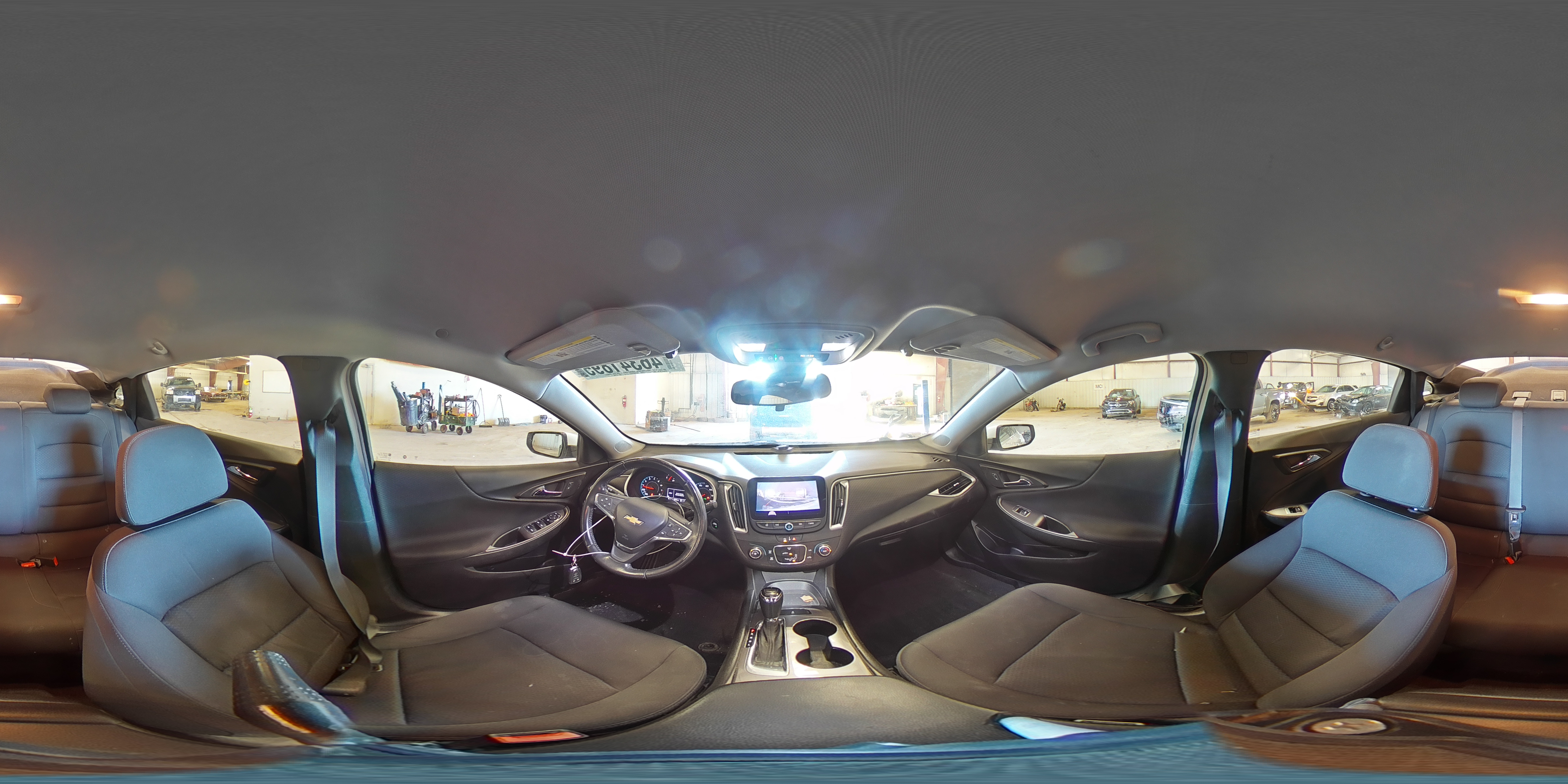 2020 Chevrolet Malibu - Image 13