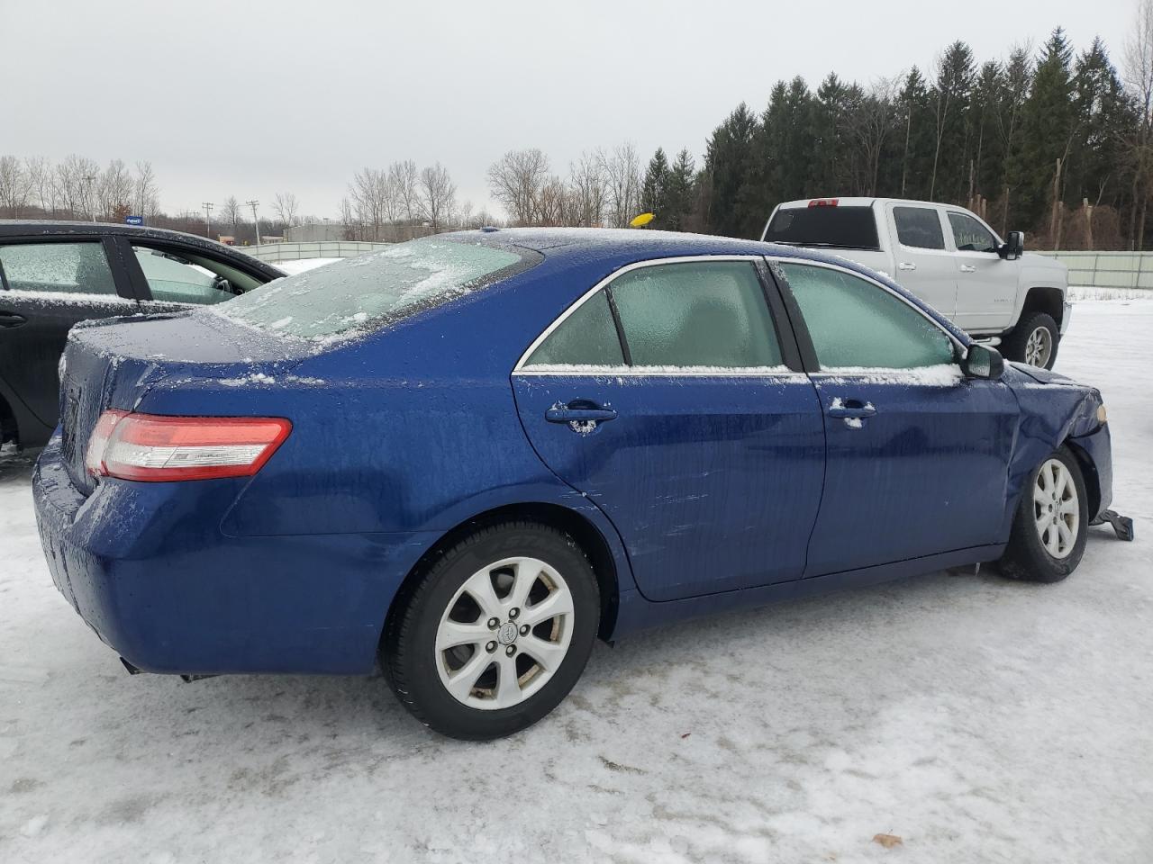2011 Toyota Camry - Image 3