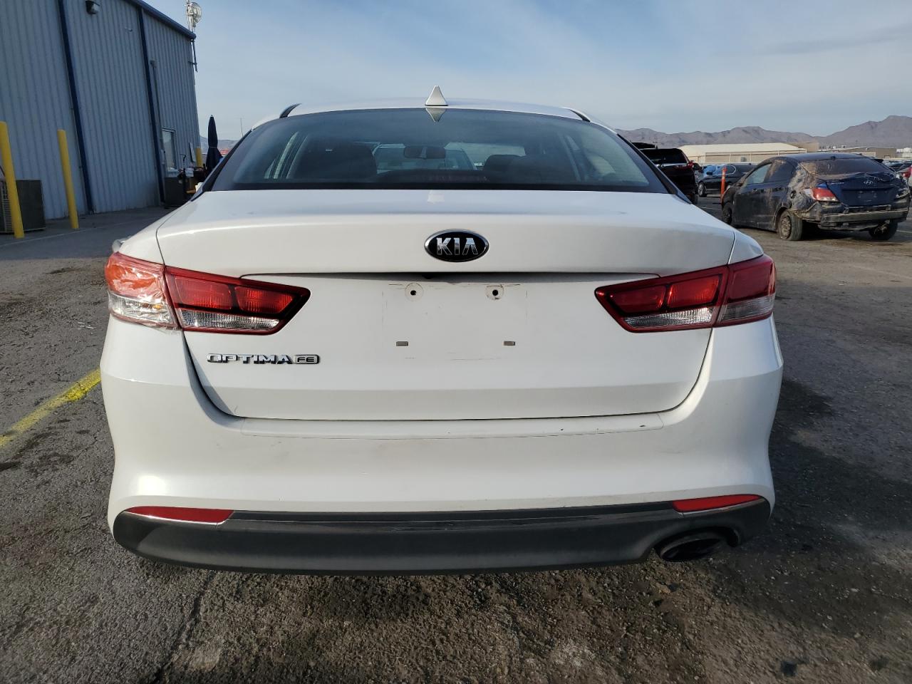 2016 Kia Optima - Image 6