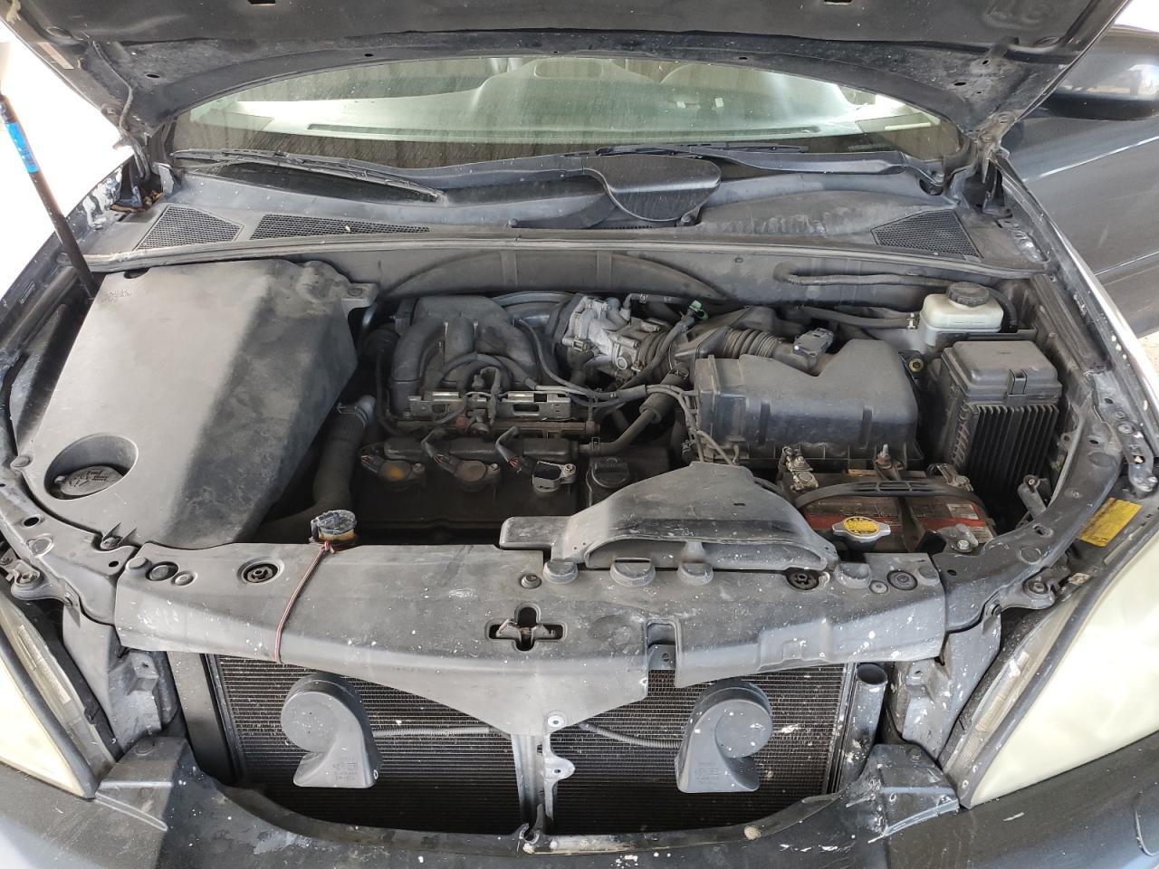 2005 Lexus RX - Image 11