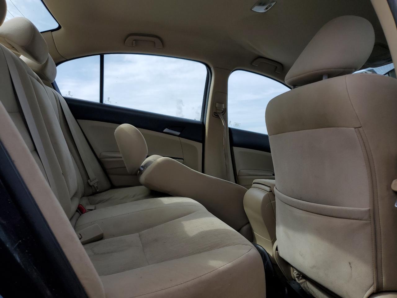 2012 Honda Accord - Image 11