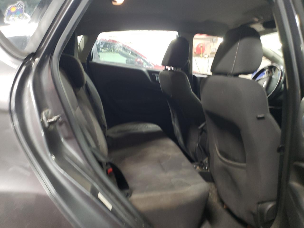 2014 Ford Fiesta - Image 10