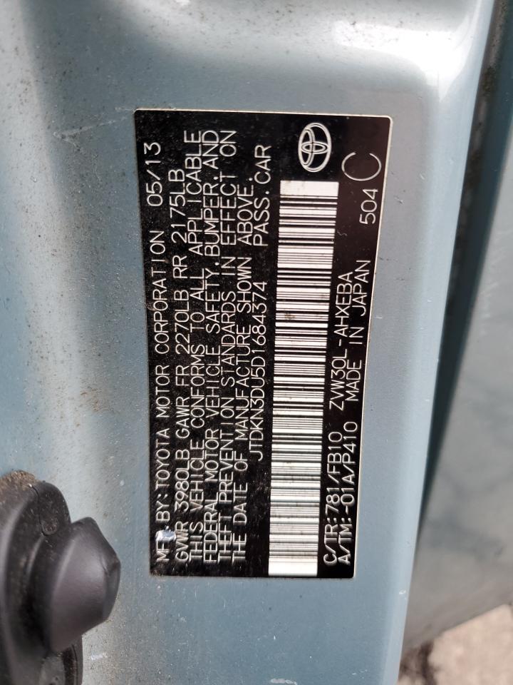 2013 Toyota Prius - Image 14