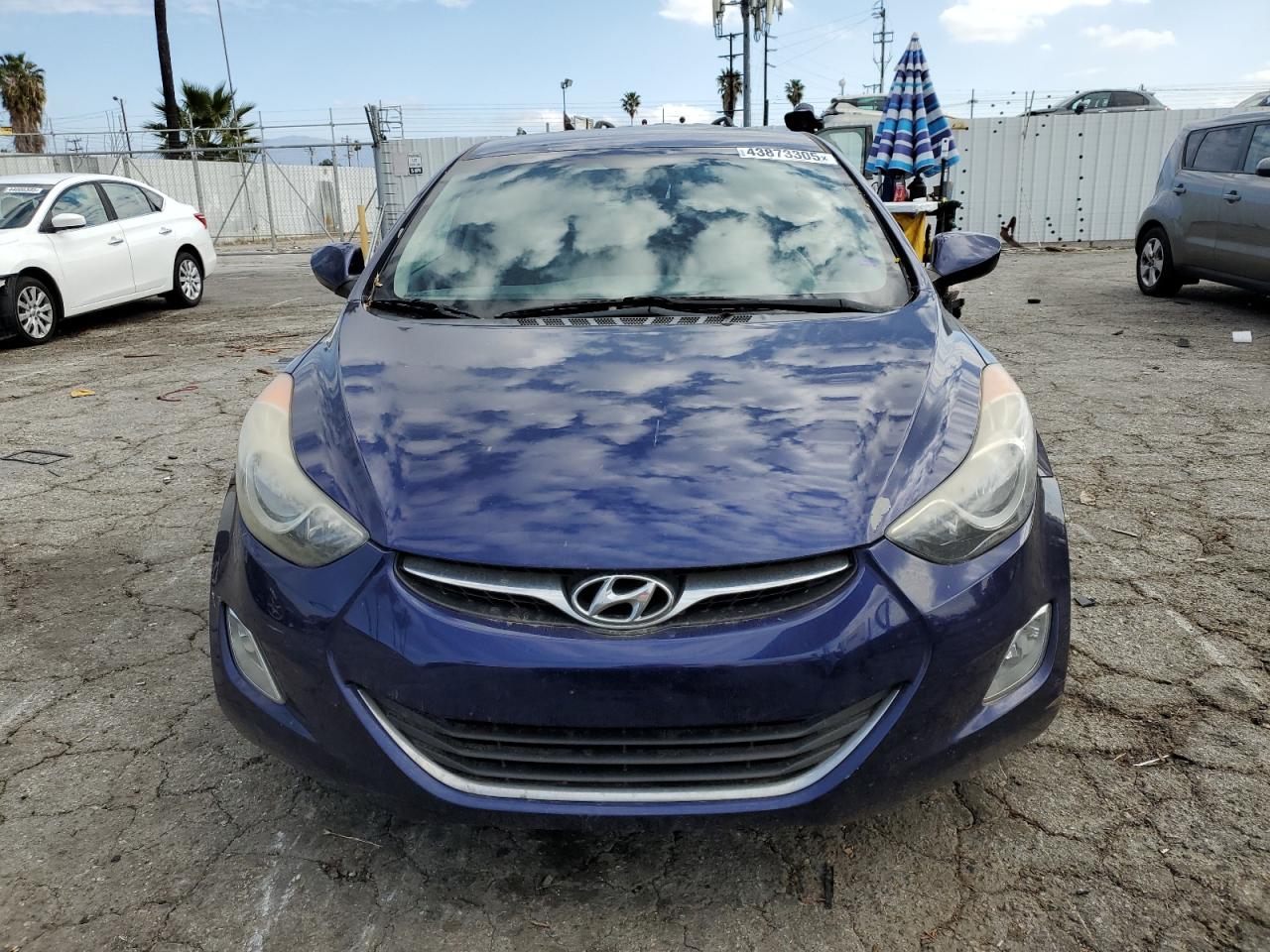 2012 Hyundai Elantra - Image 5