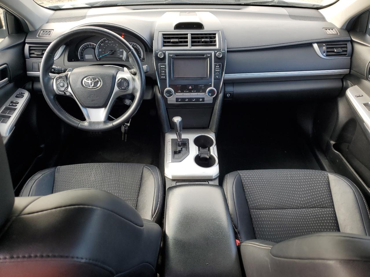2014 Toyota Camry - Image 8