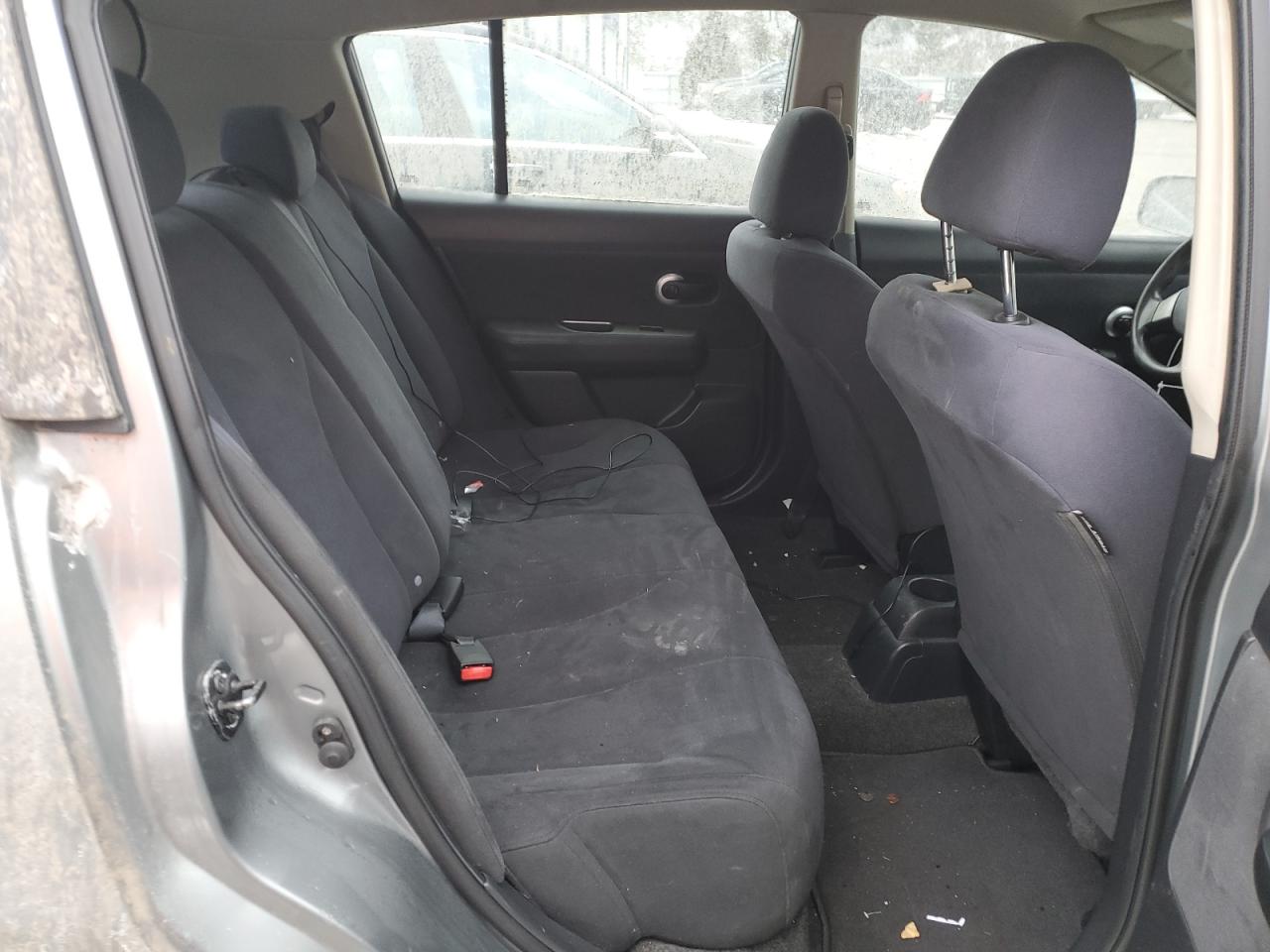 2009 Nissan Versa - Image 10