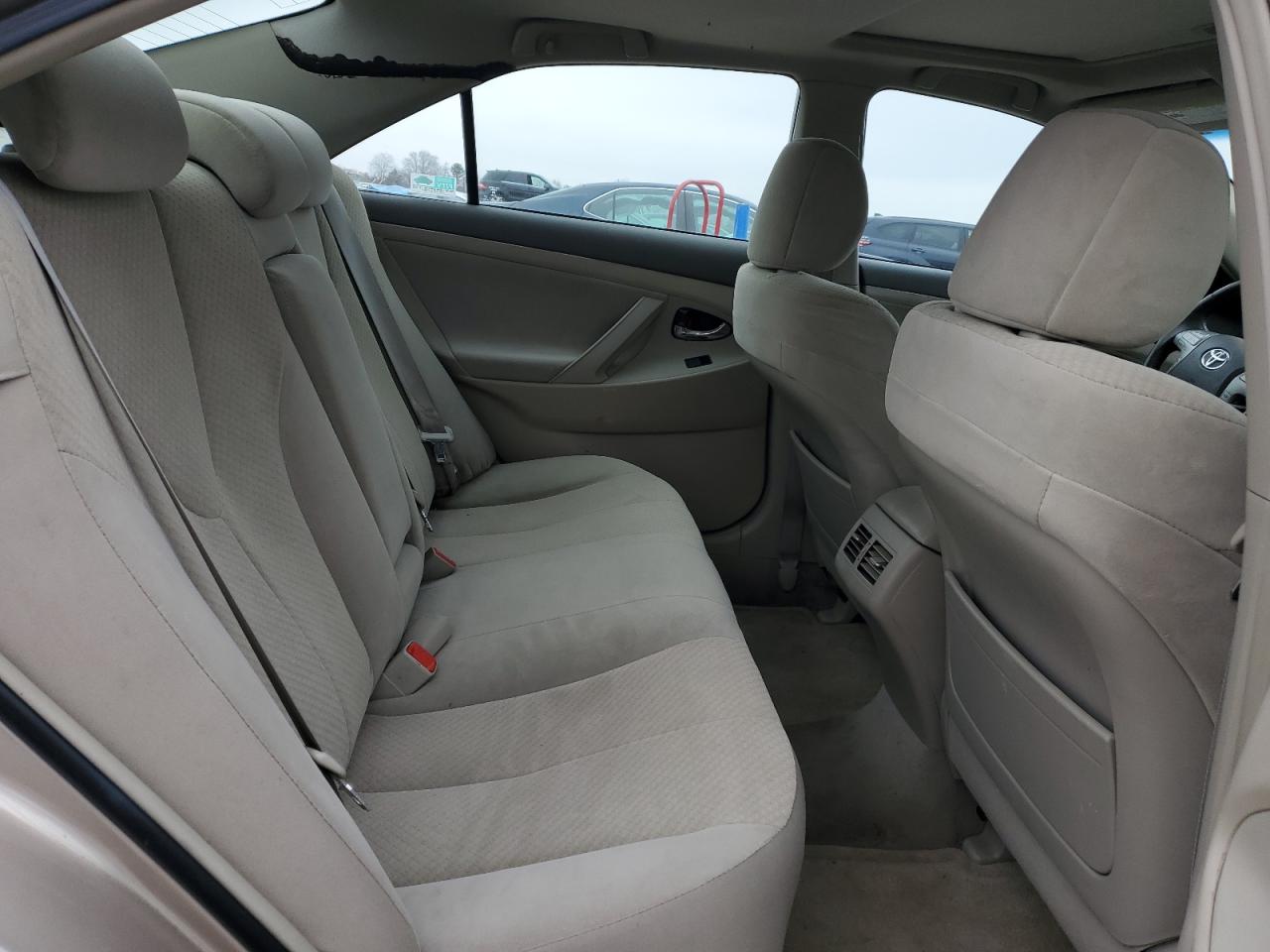 2008 Toyota Camry - Image 10