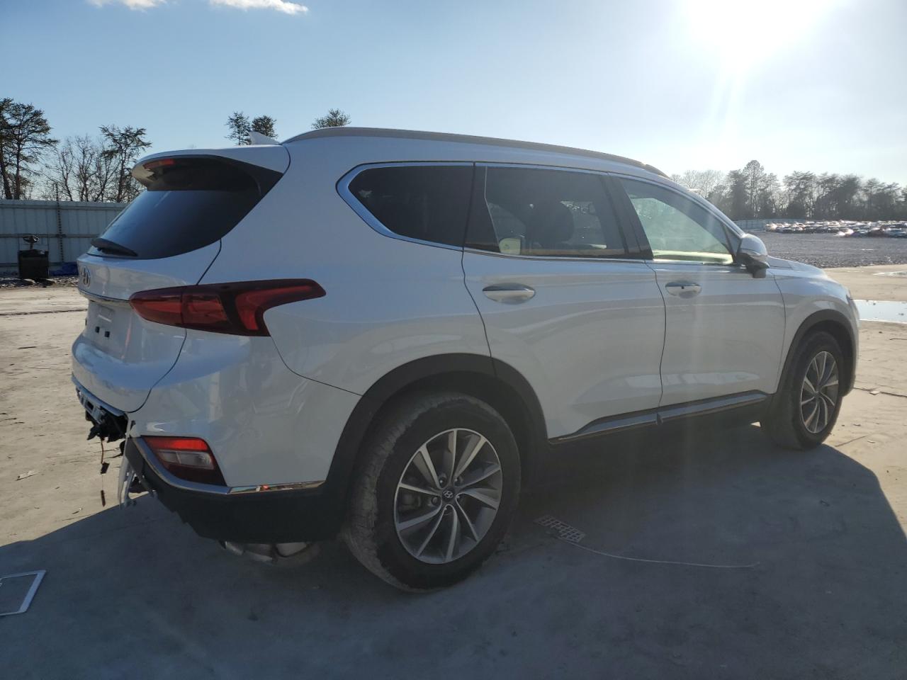 2020 Hyundai Santa Fe - Image 3