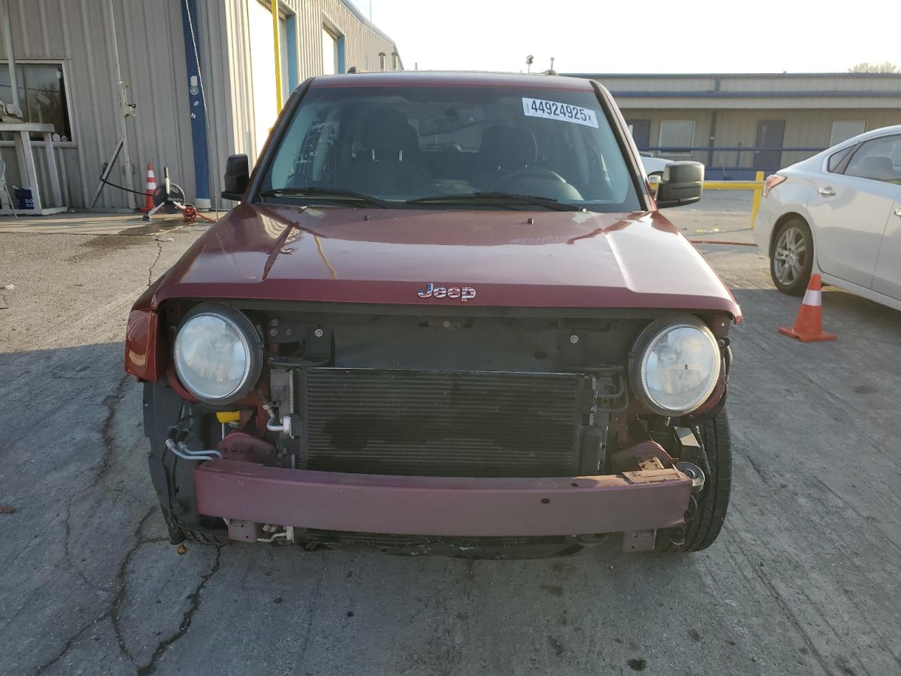 2014 Jeep Liberty (Patriot) - Image 5