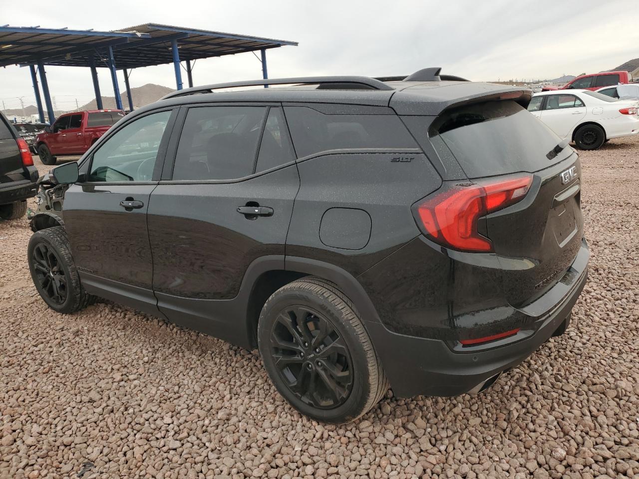 2020 GMC Terrain - Image 2