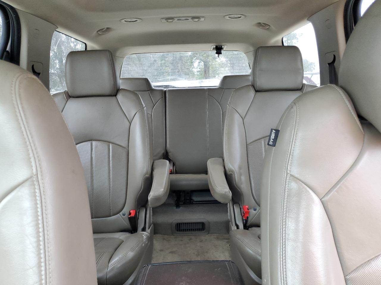 2016 GMC Acadia - Image 10