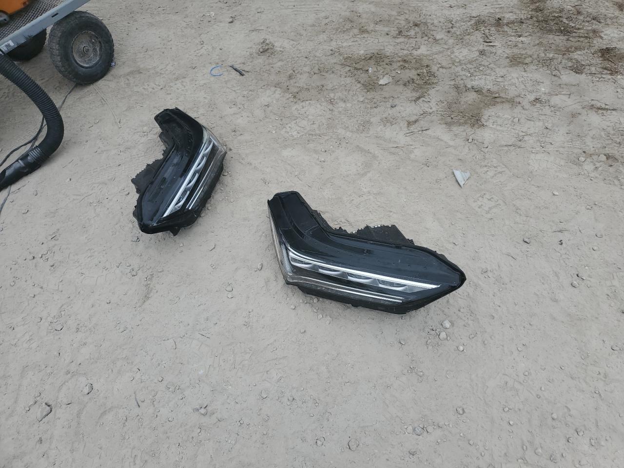 2022 Acura MDX - Image 13