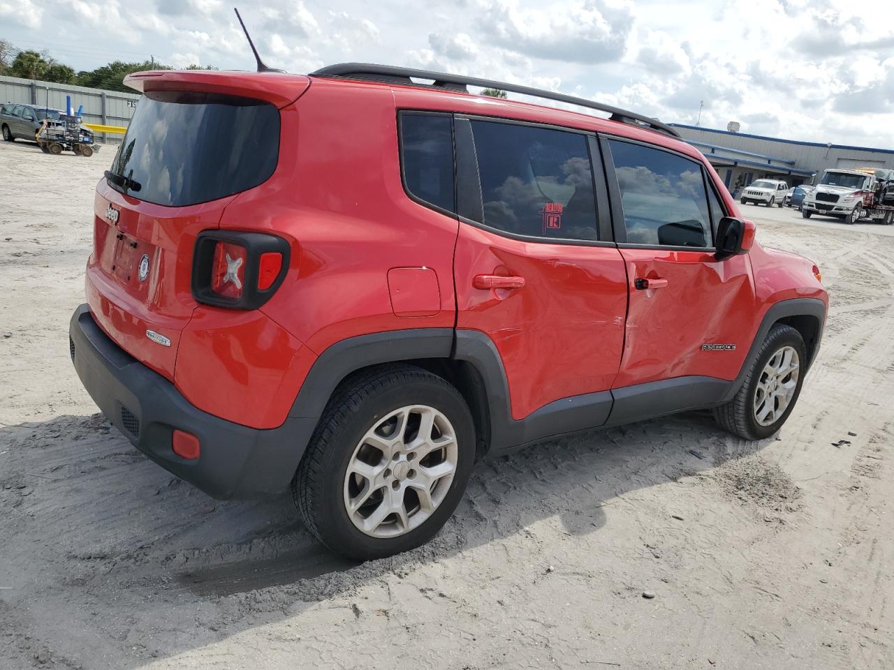 2015 Jeep Renegade - Image 3