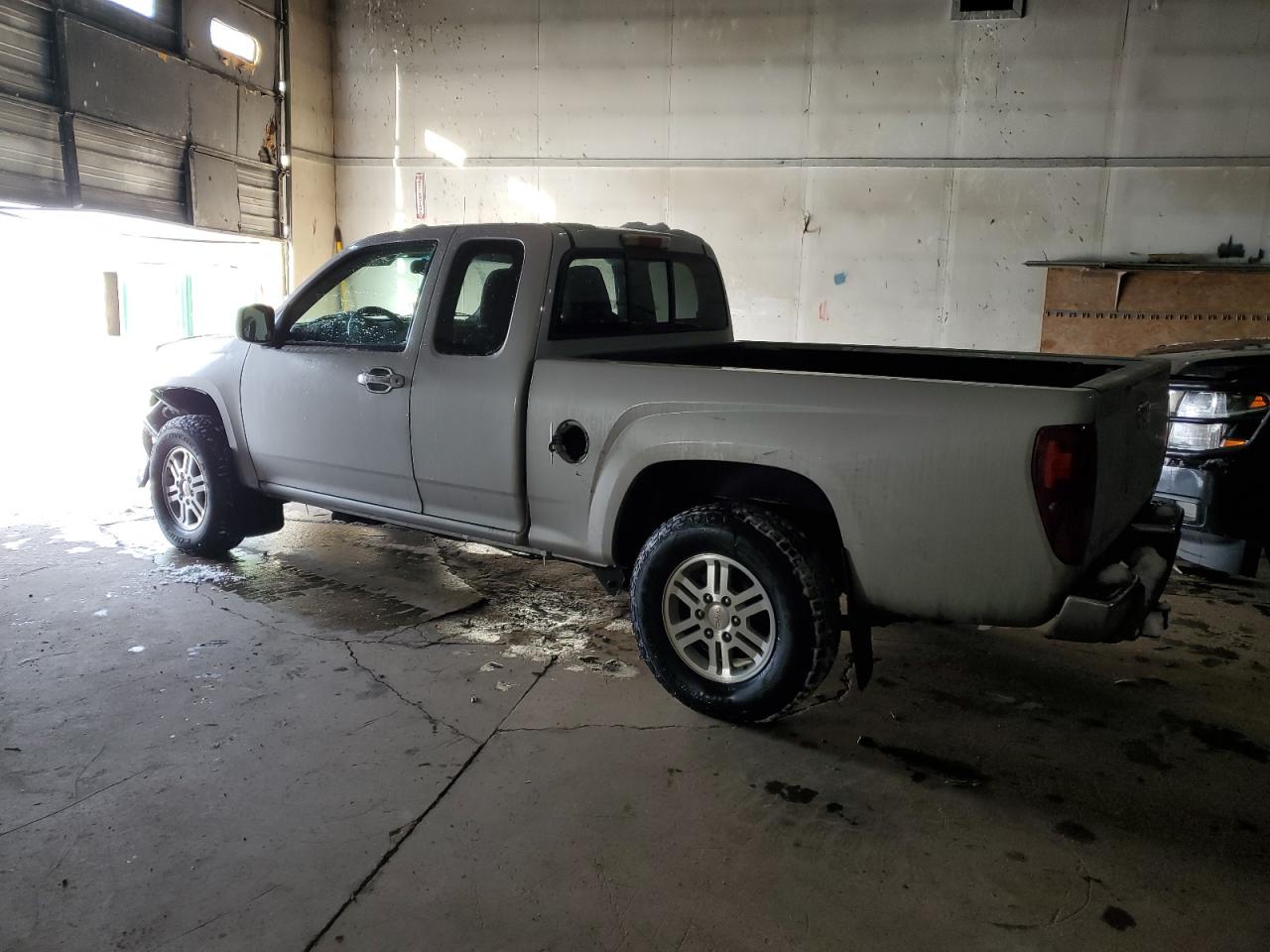 2011 GMC Canyon - Image 2