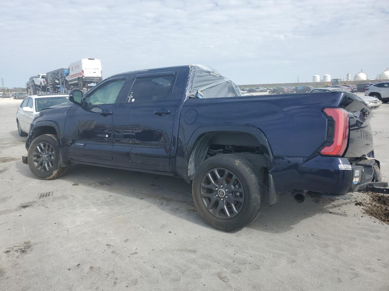 2023 Toyota Tundra - Image 2