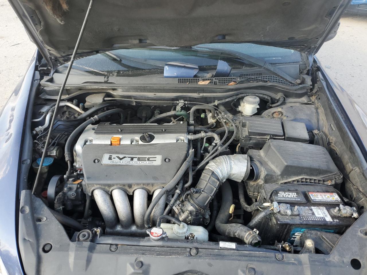 2003 Honda Accord - Image 13