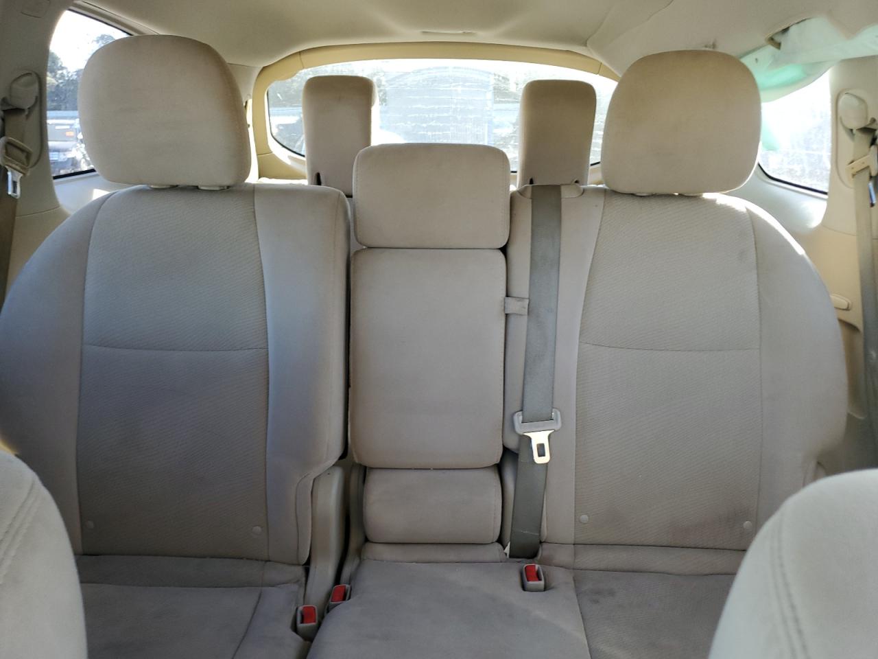 2016 Nissan Pathfinder - Image 10
