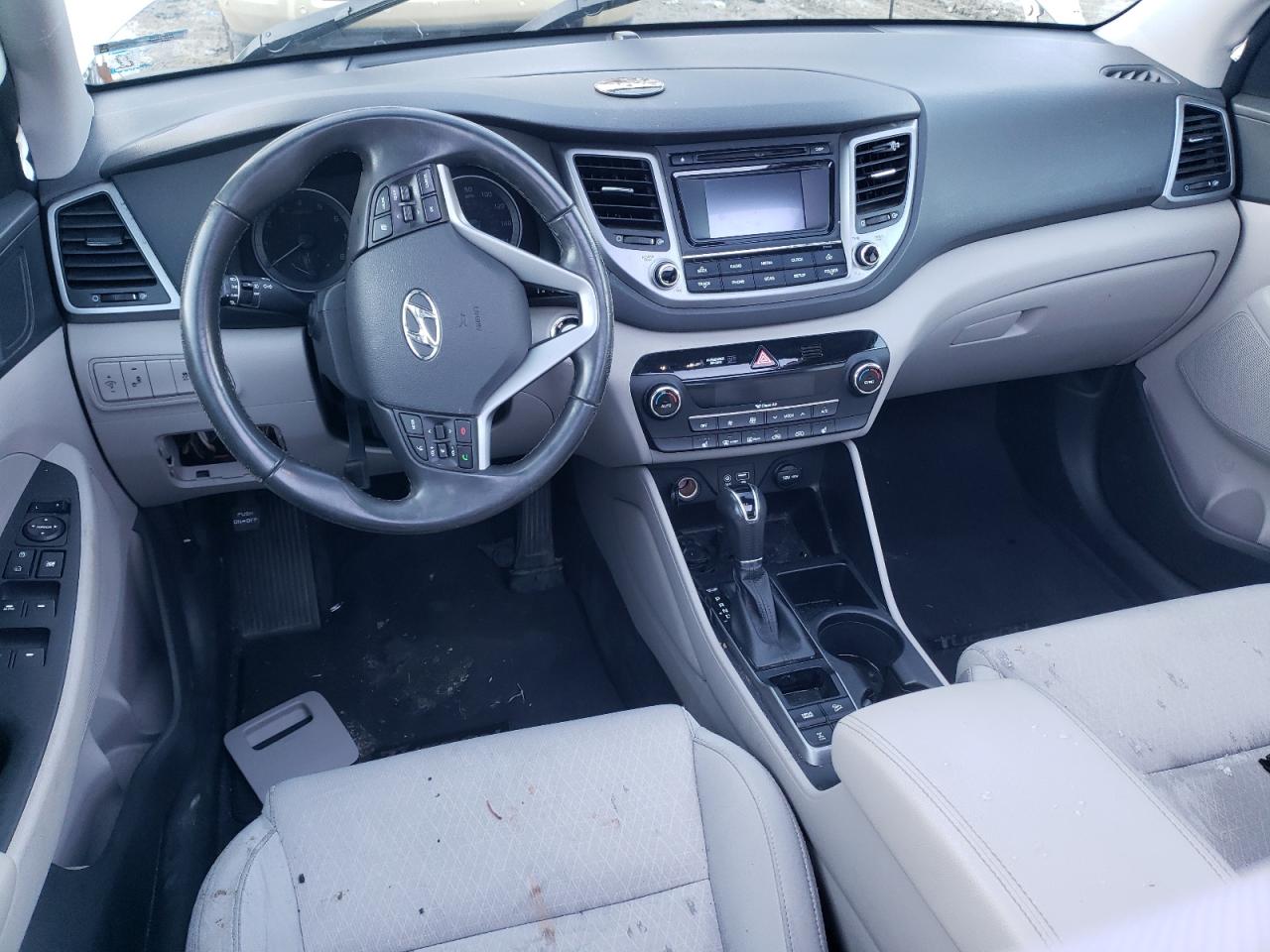 2017 Hyundai Tucson - Image 8