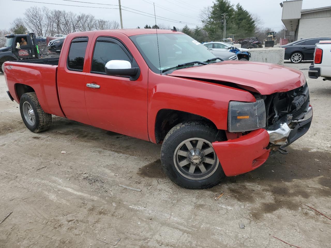 2009 Chevrolet Silverado - Image 4
