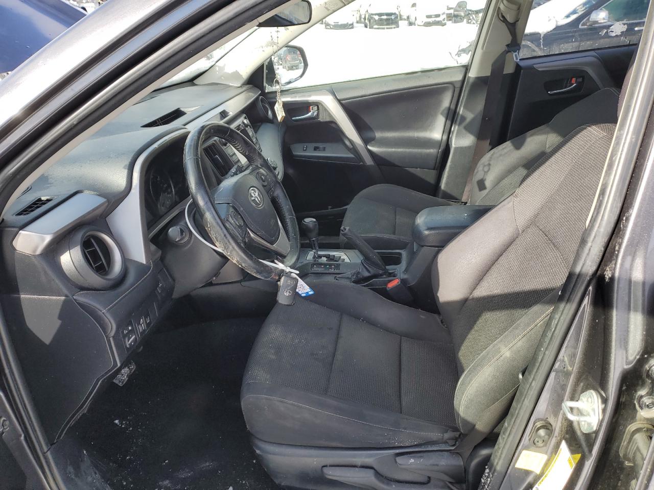 2018 Toyota RAV 4 - Image 7