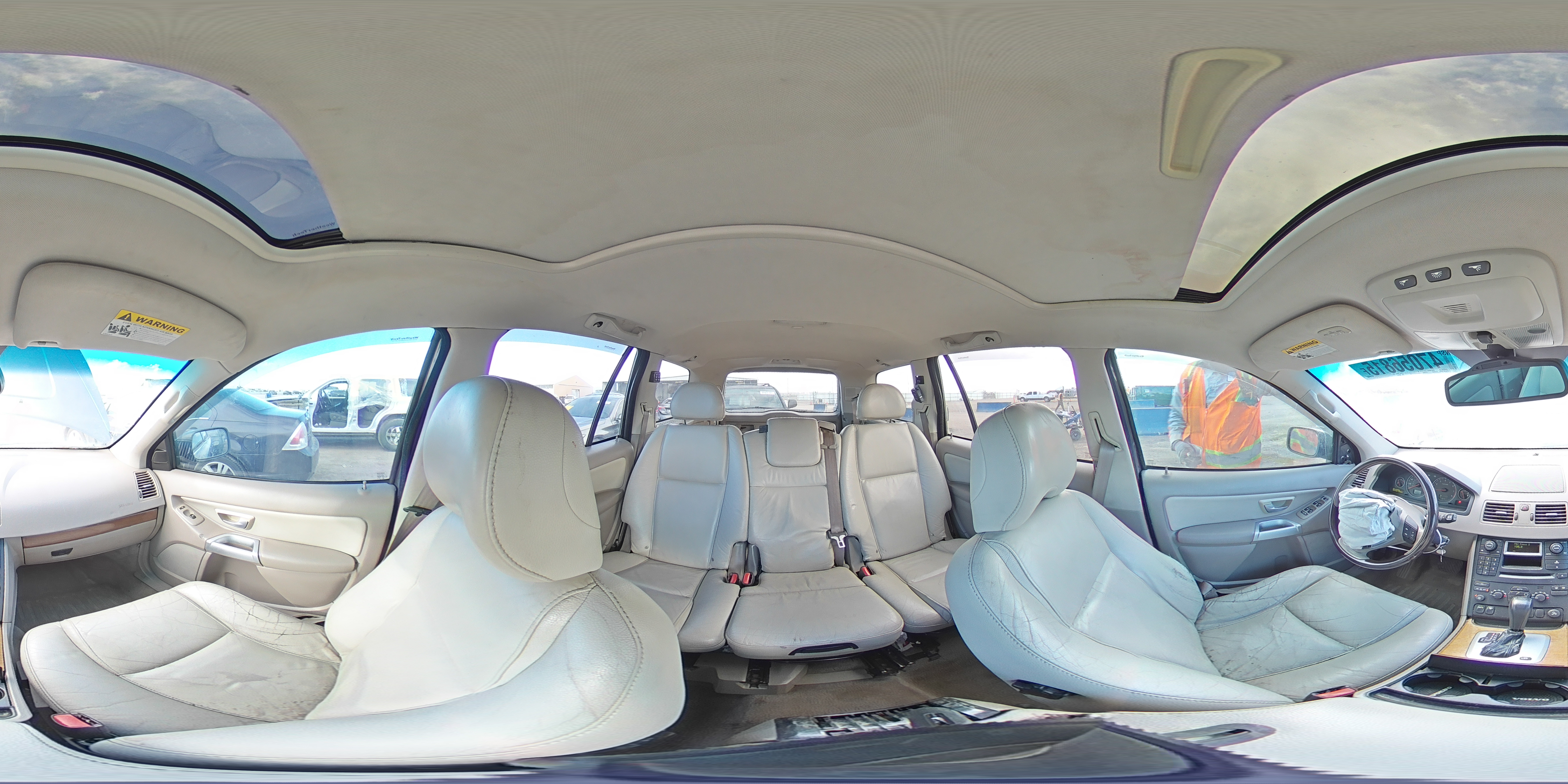 2006 Volvo XC90 - Image 13