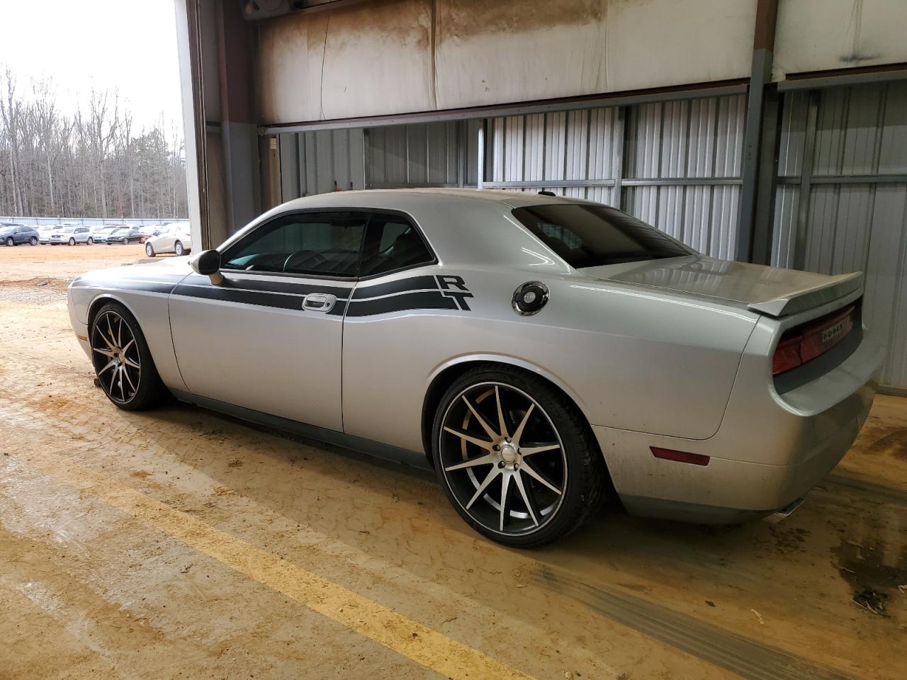 2009 Dodge Challenger - Image 2
